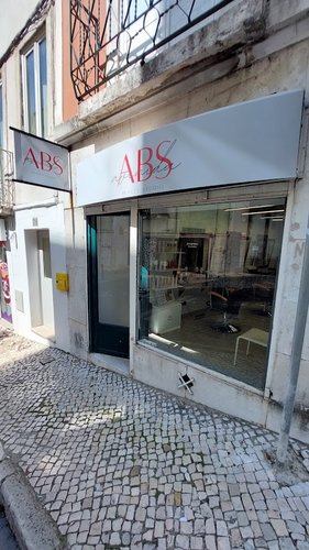 AVENIDA BEAUTY STUDIO