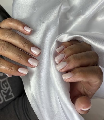 Lívia Souza Nail Designer